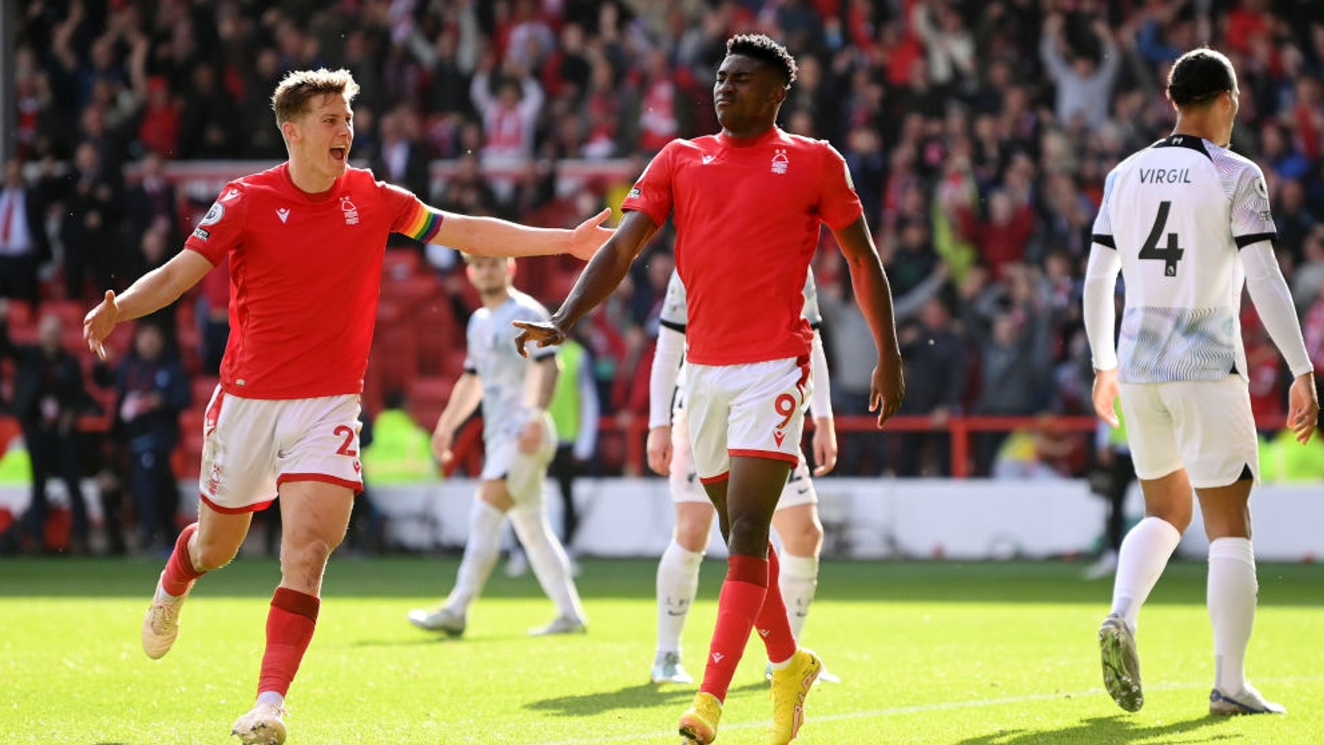 功引入这位 功引入这位